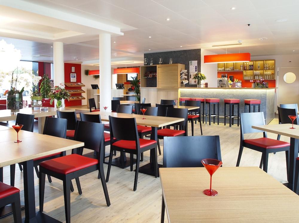 Ibis Bulle - La Gruyere Swiss Bike Hotel Exterior foto