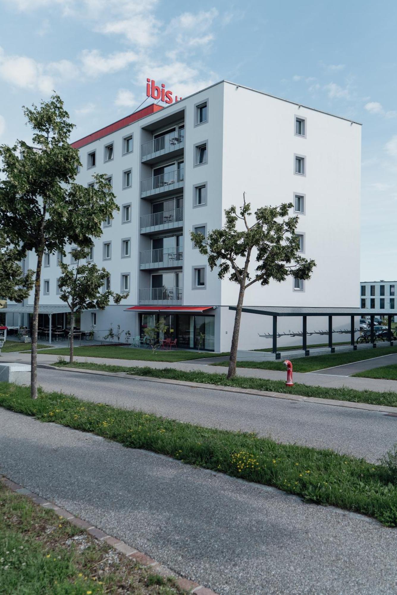 Ibis Bulle - La Gruyere Swiss Bike Hotel Exterior foto
